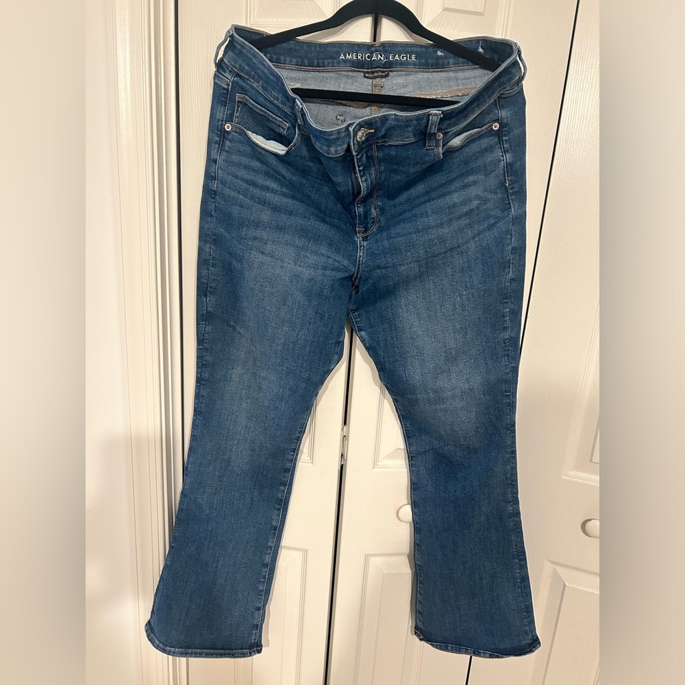 American Eagle Curvy boot cut jeans